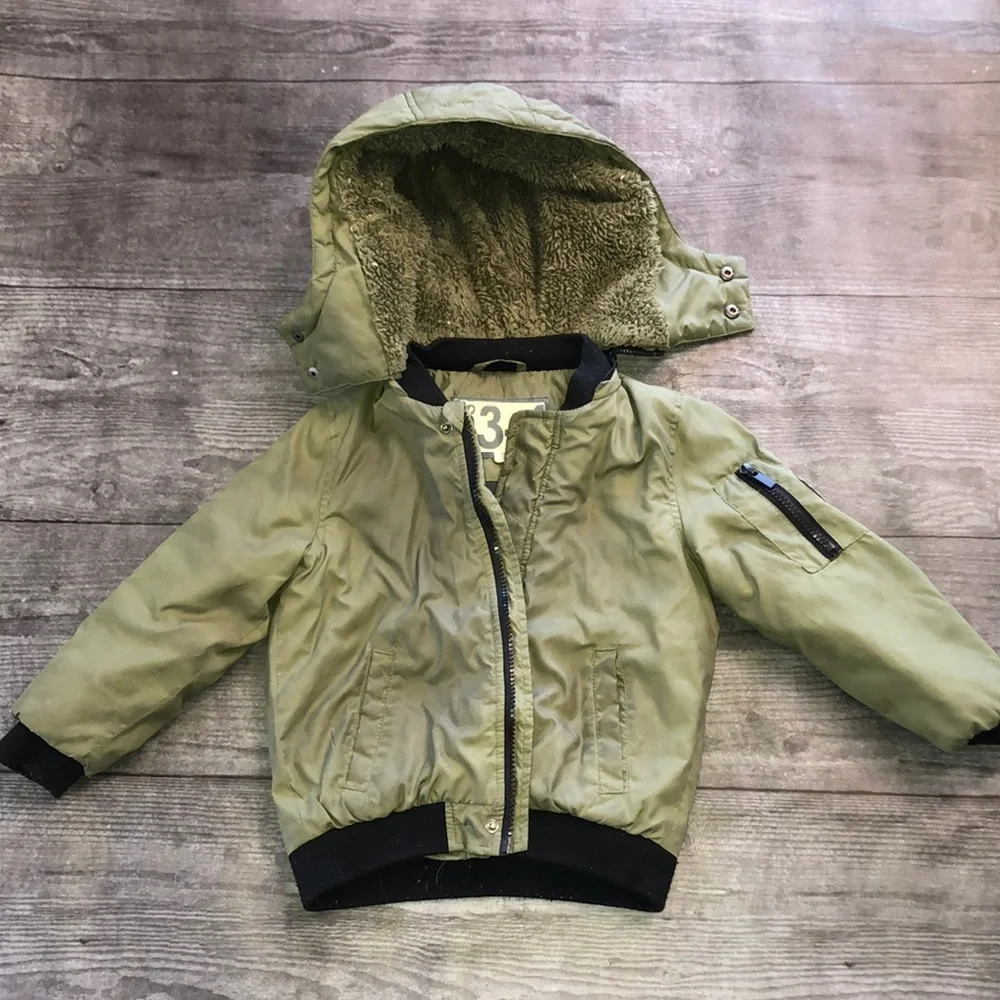 Cotton on Kids boys olive green puffer jacket